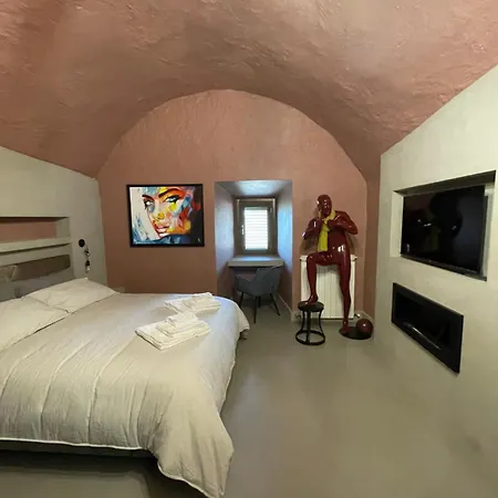 La Torretta Di Eggi Konukevi