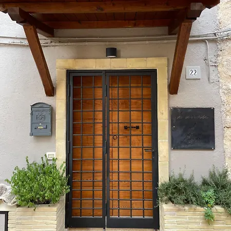 La Torretta Di Eggi Konukevi *